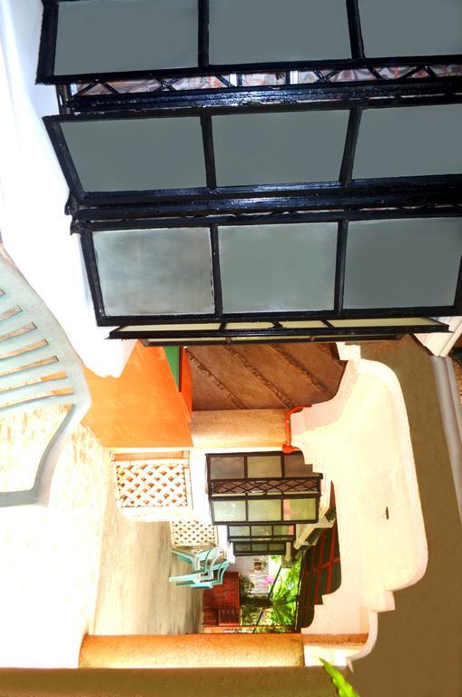 Airportside Inn Puerto Princesa Ngoại thất bức ảnh