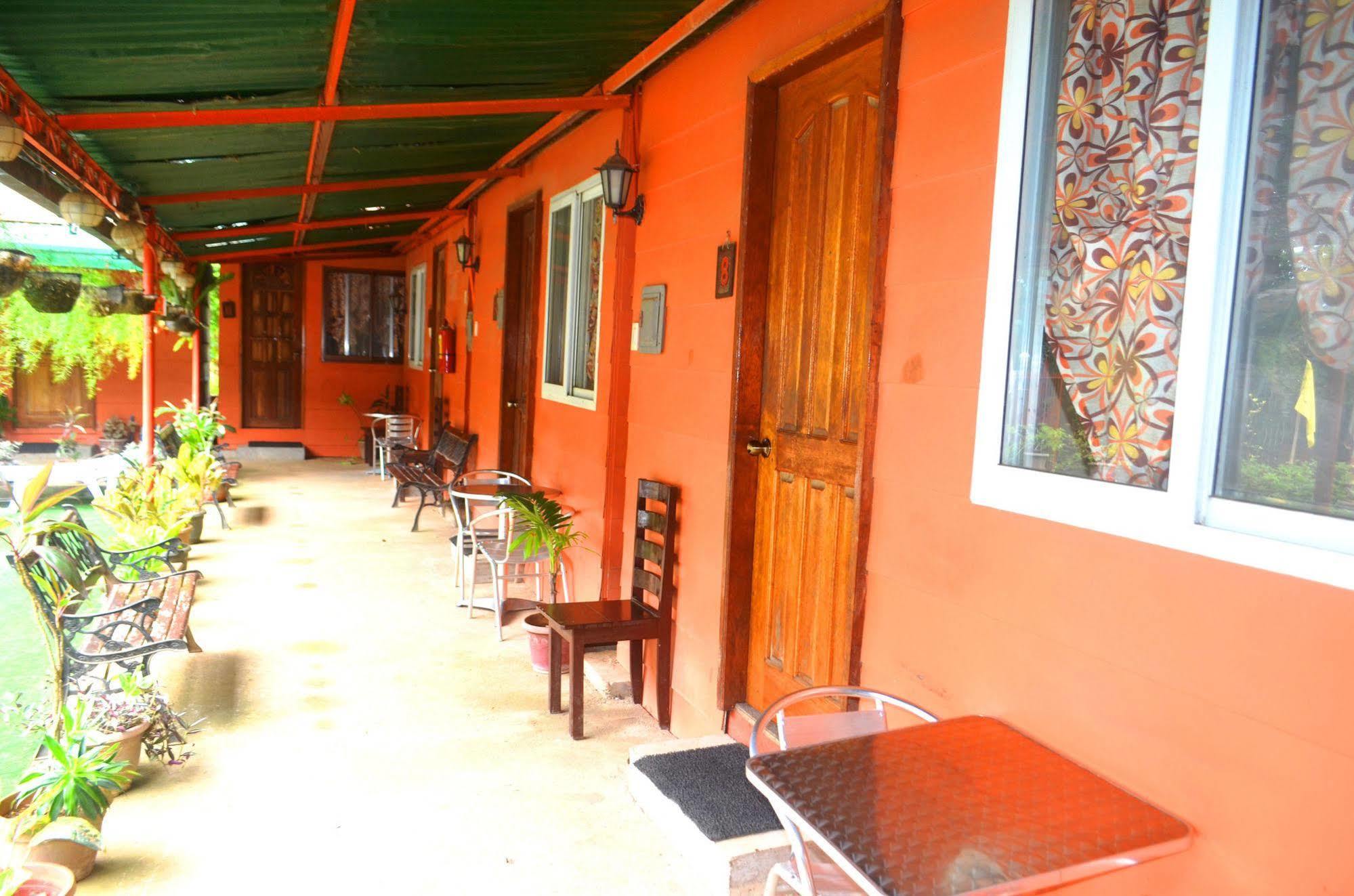 Airportside Inn Puerto Princesa Ngoại thất bức ảnh