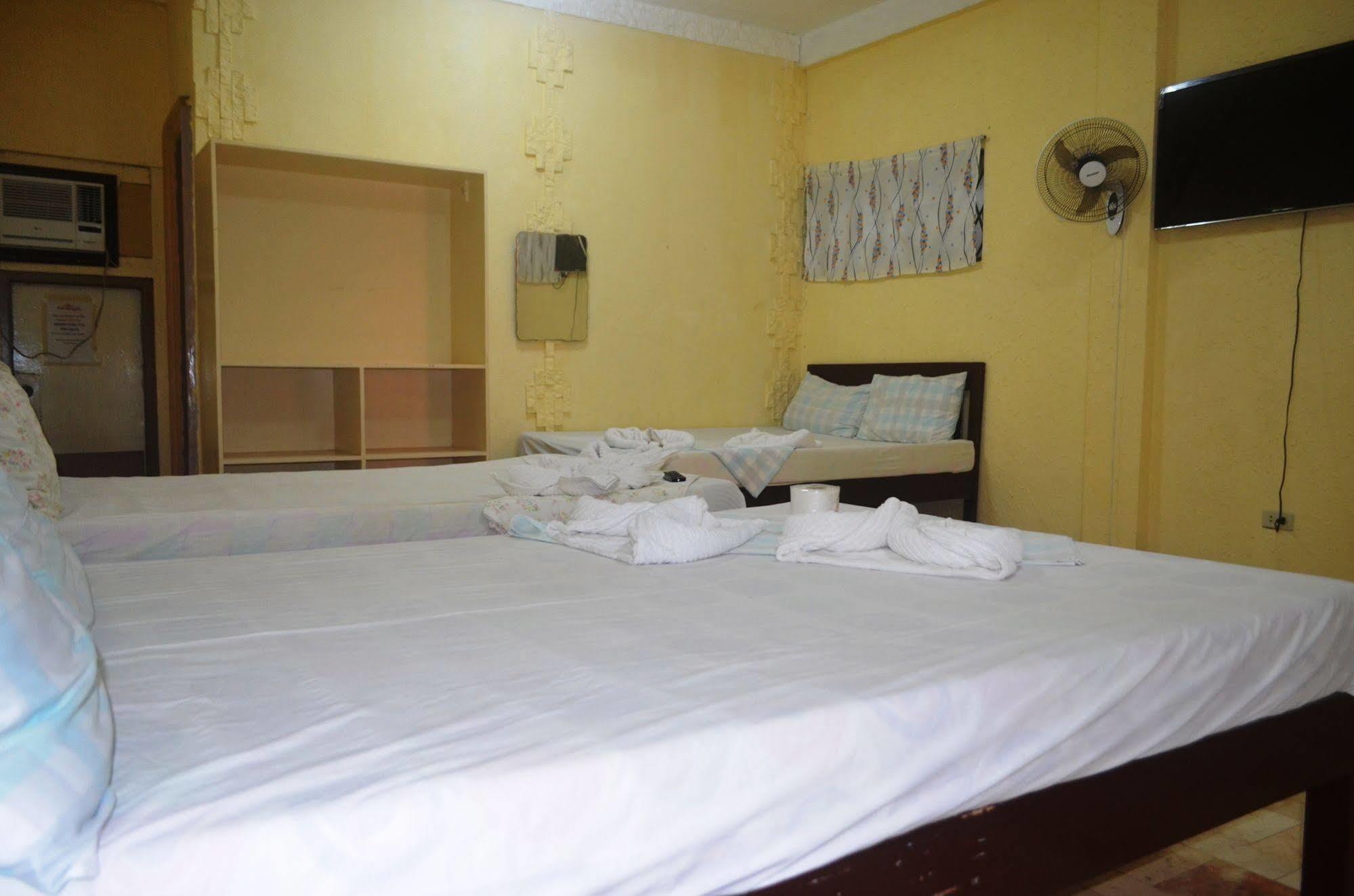Airportside Inn Puerto Princesa Ngoại thất bức ảnh